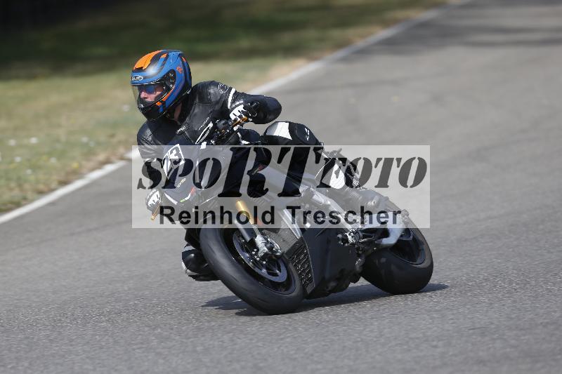 /37 09.08.2026  Pluess Motosport ADR/Einsteiger/23